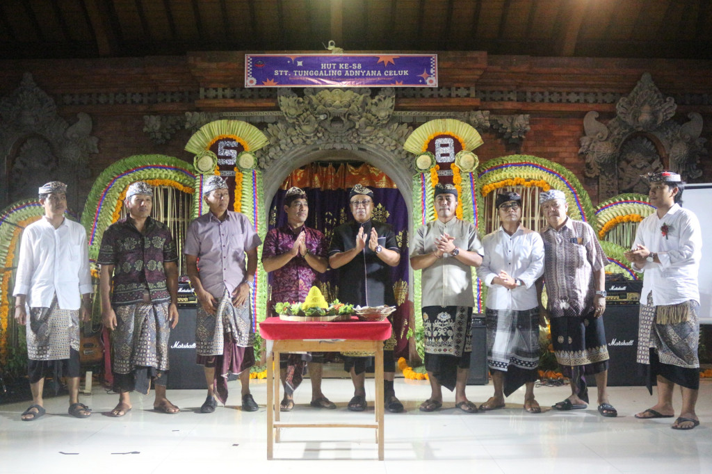 Perayaan Hari Ulang Tahun ST. Tunggaling Adnyana Br. Celuk, Desa Dalung
